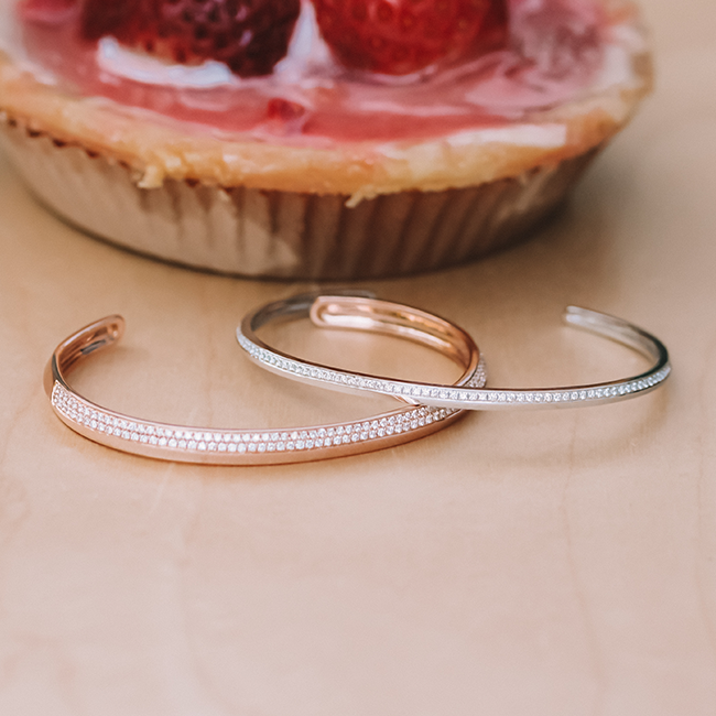 Polar diamond bangle